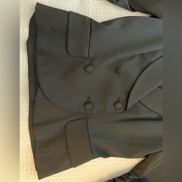 Laundry fitted jacket. - Picture 4 of 4